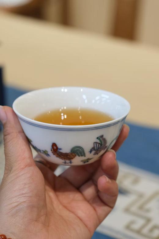 【景德镇茶具】手绘斗鸡杯  复古仿大明成化 商品图3