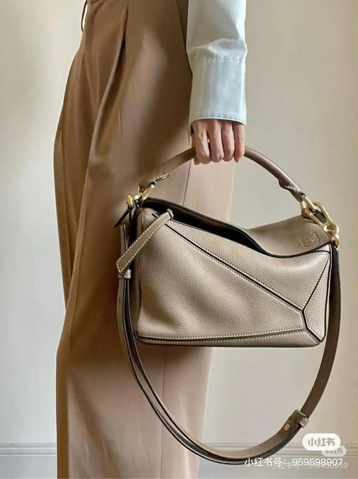 罗意威 Loewe Puzzle 小号 大象灰 牛皮 斜挎包 商品图3