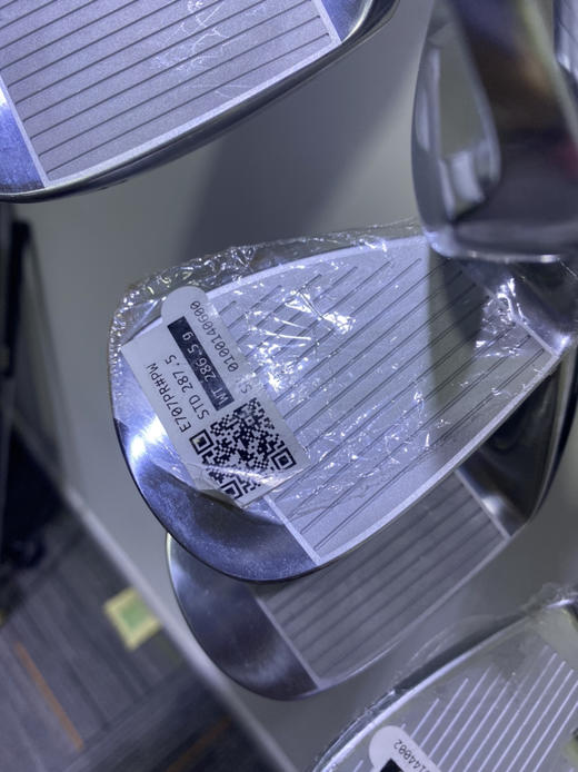 几乎全新日式工坊定制EPO AF707铁杆组3280元5-P六只950R杆身原价12000元 商品图3