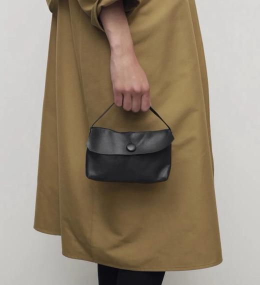 福利重磅   Row新款！Sally迷你手提信封包  糯叽叽手拿包 意大利进口胎牛皮 商品图2