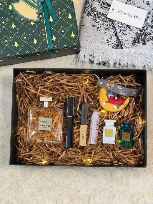 D121694新一代表白利器幸福感爆棚围巾香水礼盒 商品图0