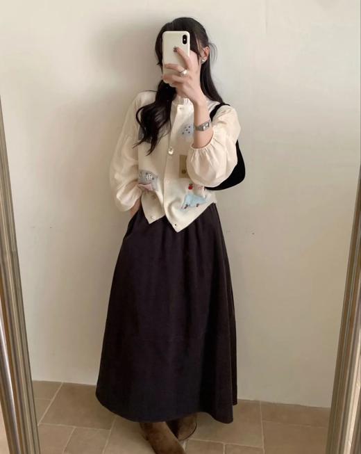 老米优品🎈3色入！《复古灯芯绒半身裙》秋冬穿搭宝藏单品，大裙摆复古温柔~ 商品图3