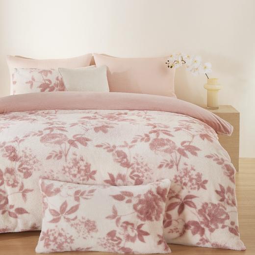 10楼堂皇  牛奶绒四件套--贝利丝，慕慕220*240cm 吊牌价1390元  活动价399元/套，559元/2套 商品图2