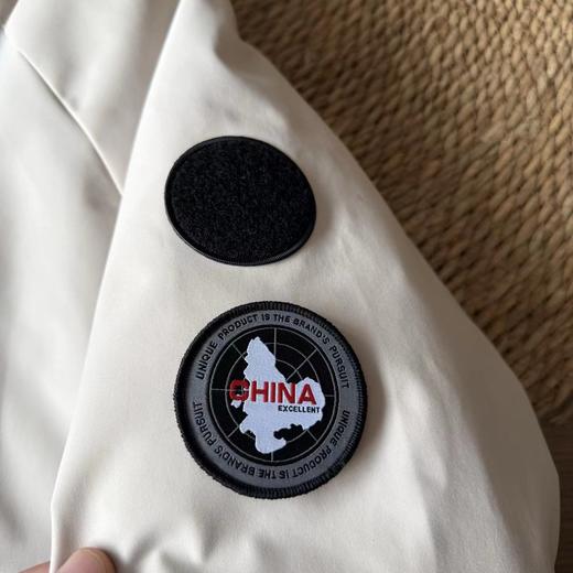 D121602情侣款专业级户外保暖之选冲锋衣羽绒服 商品图13