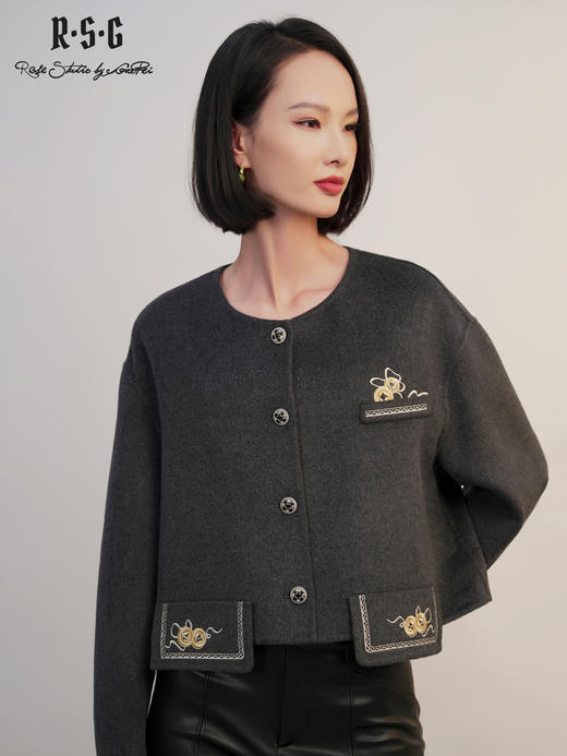 郭培成衣RSG「黛灰柔绒」刺绣短款开衫羊毛外套2025秋冬新品 商品图4