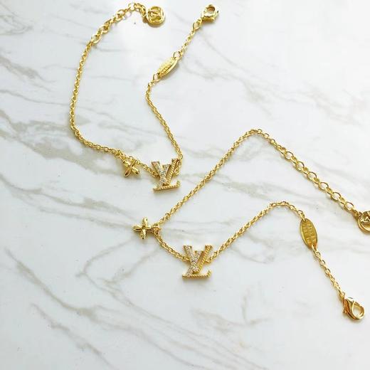 D121659百搭显白长度可调节四叶草字母镶钻手链 商品图7