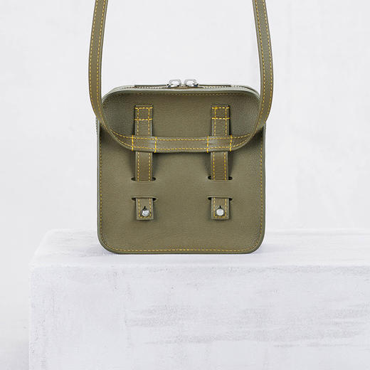 【Camille Fournet】柿色牛皮方形袋 商品图1