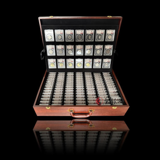 评级版《中国流通纪念币评级大全（135枚）》 商品图2