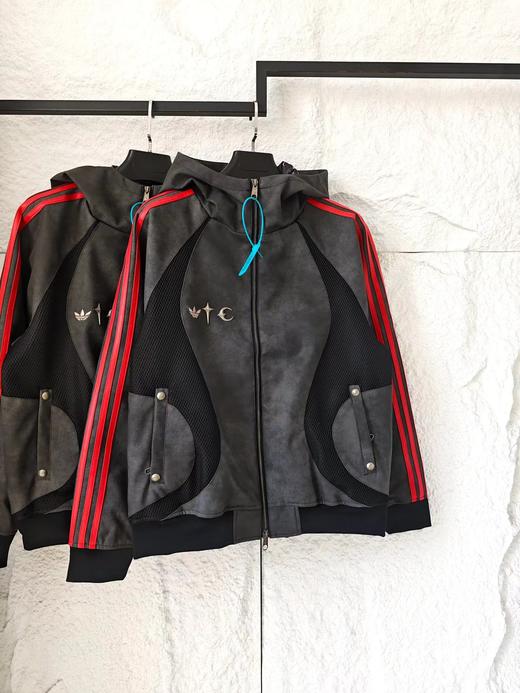 D121673联名款运动连帽拉链舒适夹克外套男女同款 商品图5