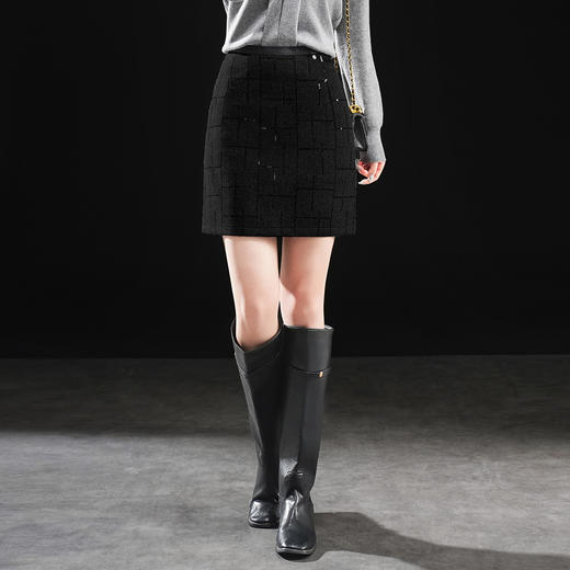 「自」全新升级【铂金会员128/天猫169/差价41】(04514)洛诗琳重工亮片格纹羊毛混纺半裙2025秋冬厚实挺阔保暖A字裙 商品图3