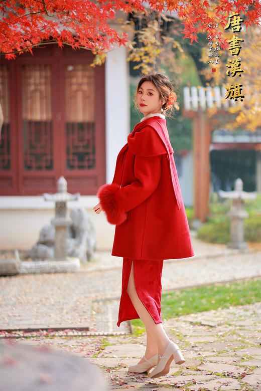 【新年红大运（澳洲羊毛）】新中式国风造型，可拆卸飘带蝴蝶结领设计，单排金属金扣点缀，正红色调衬肤显白，中长款H型廓形包容各种身形。甄选羊毛面料，柔软垂坠且保暖性强 商品图8