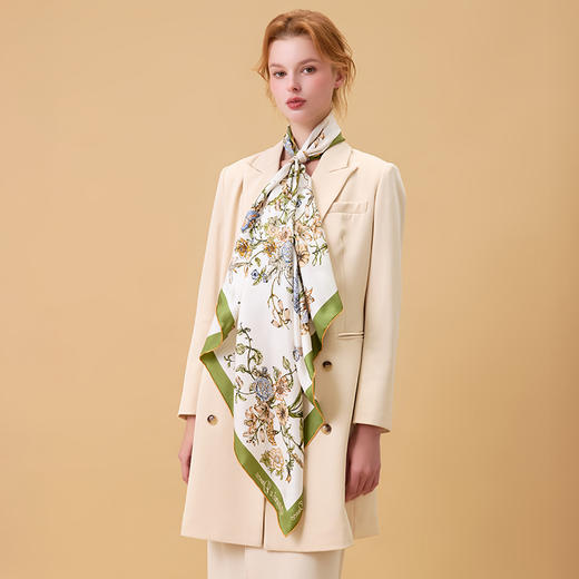 大英博物馆 博物志系列 花花蝴蝶 重磅真丝丝巾 商品图1