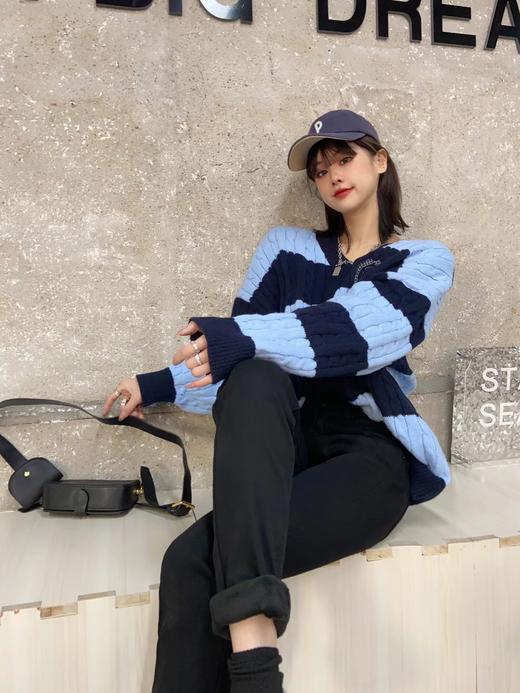 D121611两粒扣高腰加绒修身灰色牛仔来咯～3D立体塑腰穿上就是漫画腿 商品图4