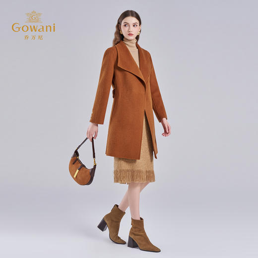 乔万尼2025新品冬软糯收腰大翻领复古橘调中长款羊毛驼绒混纺毛呢大衣ED4A755 商品图3