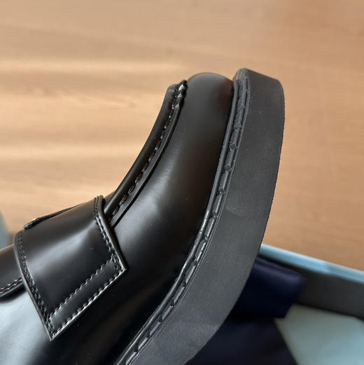 Prada经典真皮复古厚底乐福鞋12.16 商品图7