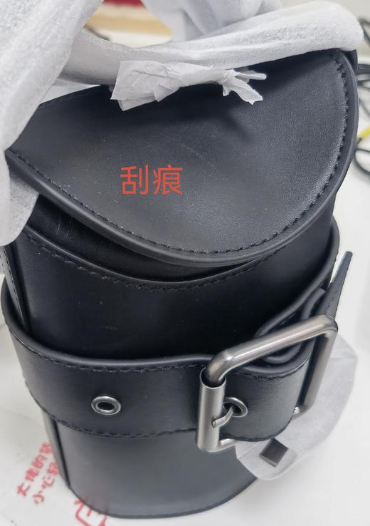 1004700301206 CHARLES&KEITH Both联名款斜挎水桶包女包 商品图7