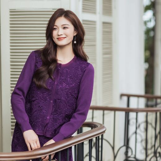 【林栖设计小店】（现货）立体绣花紫色毛织外套镂空套装复古优雅2026早春新款长袖上衣女T1961308+半裙T1961309 商品图3