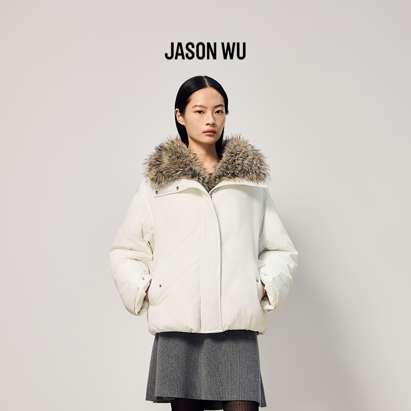 【JASON WU】2025秋冬新款时尚通勤气质纯色拼接高档可脱卸毛领羽绒服