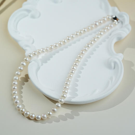 佐奈美（SANAMI）S925银 轻奢银近圆淡水珍珠项链 商品图3