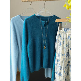 高货毛衣！230g加厚拉绒羊绒羊毛衫无缝圆领开衫毛衣女秋冬款！