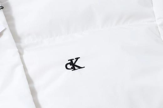 D121672小标刺绣大口袋女款立领鸭绒羽绒服 商品图8