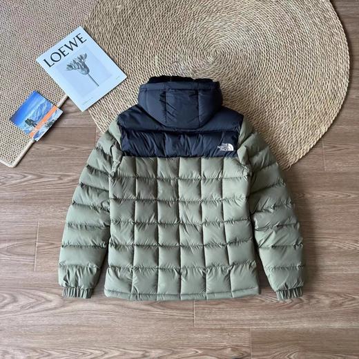 D121601男女同款简约拼色设计精典方格连帽棉服 商品图7