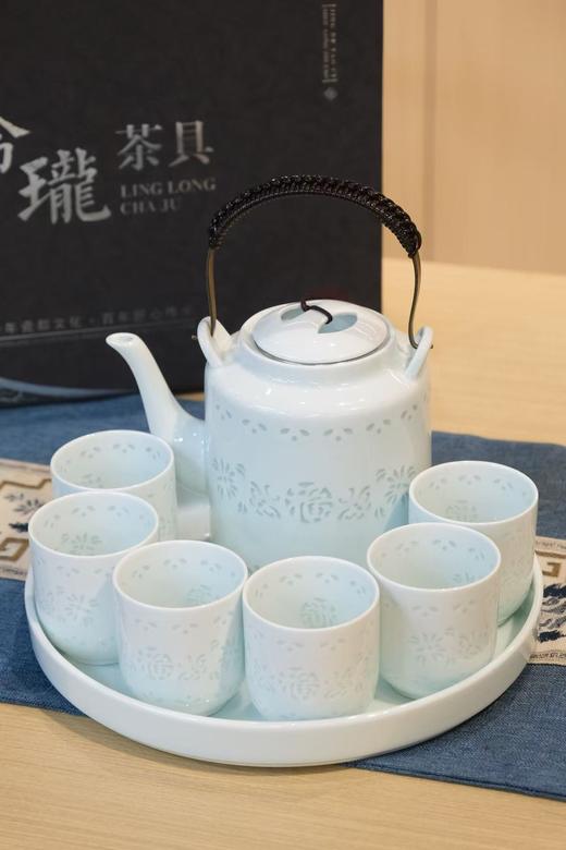 【景德镇茶具】高白泥 青瓷玲珑釉功夫茶具套装 提梁壶 家用客厅茶水壶 送礼自用8件套 商品图7