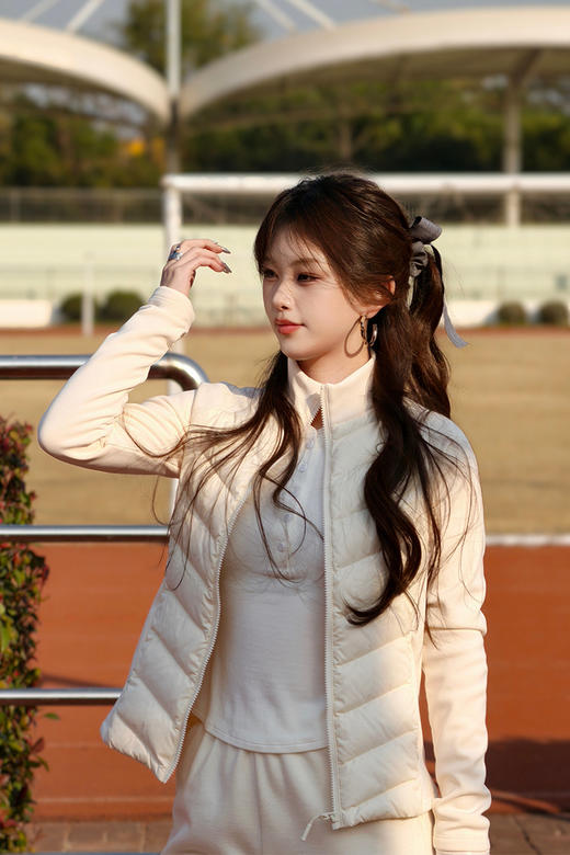 逸红颜明月优选 #LULU 95白鹅绒运动羽绒服【轻羽绒】显瘦保暖黑科技，石墨烯蓄热·防泼水裸感 商品图8