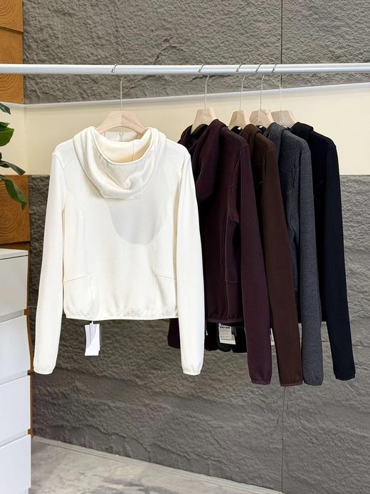 D121678羊毛半拉链蓄热锁温保暖空气层连帽卫衣 商品图4