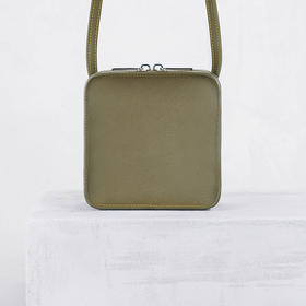 【Camille Fournet】柿色牛皮方形袋