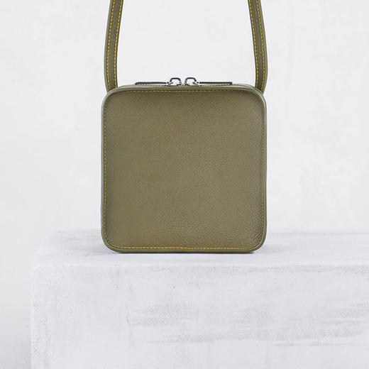 【Camille Fournet】柿色牛皮方形袋 商品图0