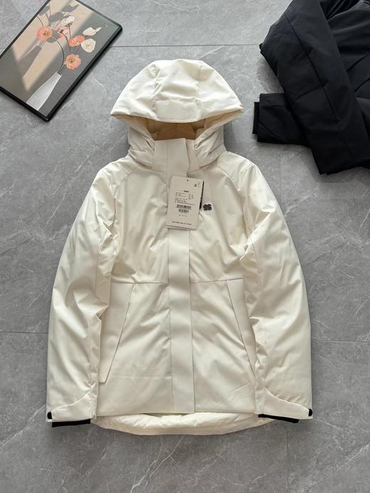 D121635冬季小树女士防风防泼水轻量连帽立领款羽绒服 商品图8