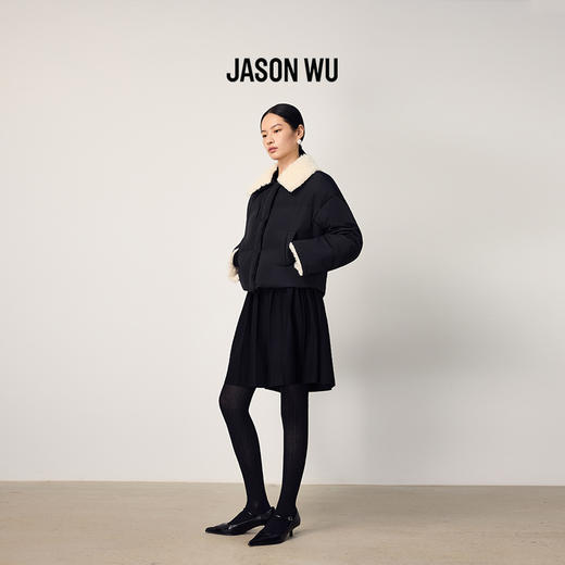 【JASON WU】2025秋冬新款时尚设计感拼接羊卷毛翻领短款羽绒服上衣女 商品图2