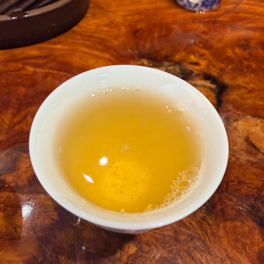 【仅有二十几饼】12月17日上午9点【易武春尖】易武精微山头-高山寨！综合树龄300年左右，2024年头春头采！200克/饼 商品图5