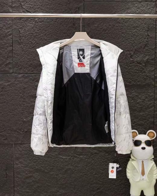 D121699新款石墨烯内里抗静电锁温运动款雪山羽绒服 商品图8