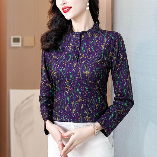 KQL E333M3133洋气百搭长袖立领小衫减龄T恤大码 商品图3