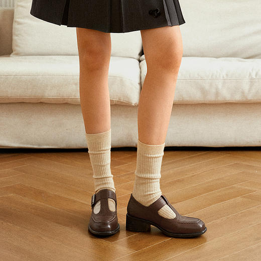 【上新】千百度英伦风粗中跟玛丽珍鞋女2026春季新款T字鞋厚底真皮乐福鞋A26117839 商品图2