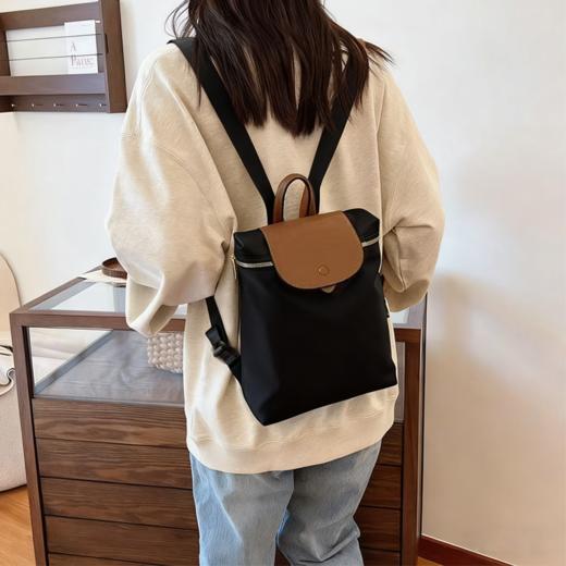 【PAULO PEDRO保罗彼得】尼龙休闲双肩包- 商品图1