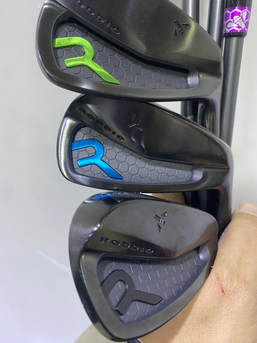 几乎全新外贸渠道日系工坊定制小蜜蜂PC款铁杆组5-P碳包钢杆身90Ｓ原价2400元特价3280元 商品图3