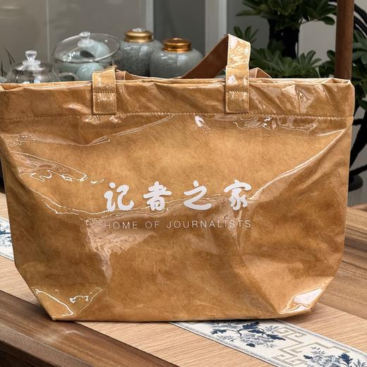 “记者之家”手提杜邦袋 商品图0