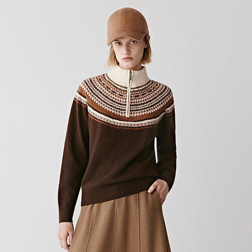 费尔岛套头针织衫 羊毛费尔岛半高领款毛衣 穿搭的层次感 半高领通勤模式 自由调节领口开合度 罗纹收边细节 羊毛面料 轻盈柔软 商品图0