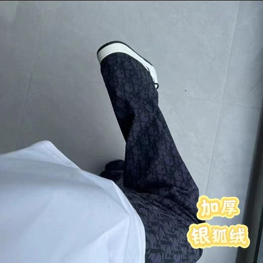 D1216100秋冬新款限定老花暗纹提花满印高街宽松直筒加绒休闲裤长裤 商品图6