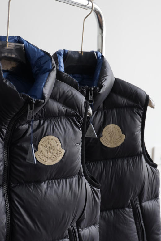 萌口 m0nc1er Sum1do 蓝胖子鹅绒马甲 BX075 商品图4