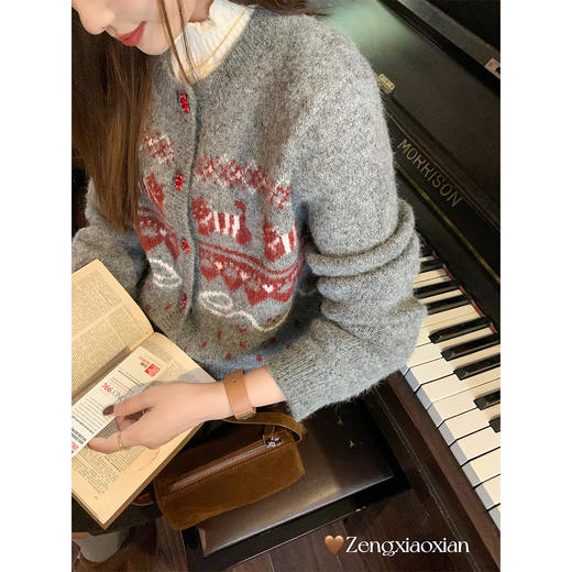 <曾小咸推荐>现货秒杀 ！微信超特价！韩系复古毛衣开衫 日常219.99 立减90 秒杀129.99！！ 商品图1