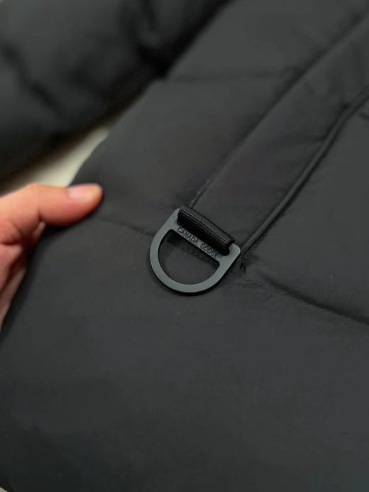 D121607冬季御寒保暖黑标情侣款连帽短款羽绒服 商品图12