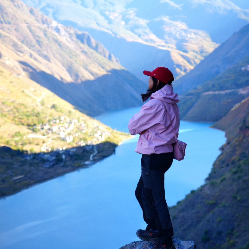 云南 | 1.10-1.11丽江太子关2天1晚，宝山石头城/岩可古道徒步/入门级徒步，丽江往返，领略山河壮美，山高水阔！趣野星球摄影师带队小团！