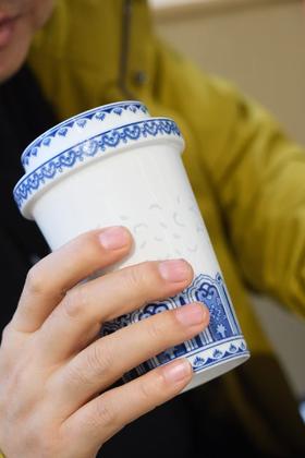 【景德镇茶具   高白泥】青花玲珑 带密封盖 可乐杯/水杯/奶茶杯
