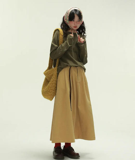 老米优品🎈3色入！《复古灯芯绒半身裙》秋冬穿搭宝藏单品，大裙摆复古温柔~ 商品图2