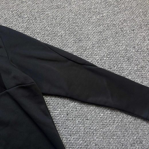 海外原版老人头正单 户外半拉链中间层抓绒上衣 吸湿保暖透气 正儿八经的p绒 超轻，只有黑色一个色S到XXL 商品图4