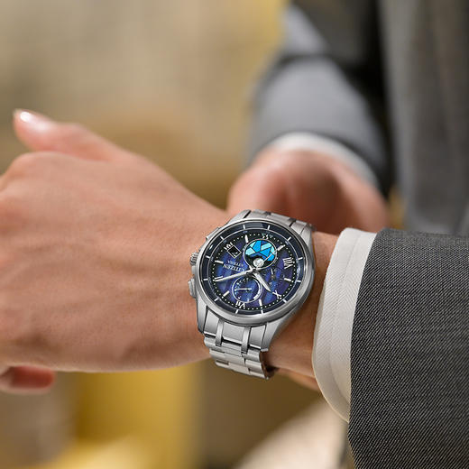 西铁城/CITIZEN   光动能电波舒博™钛高端月相男表BY1000-51L 商品图10